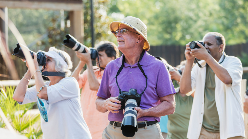 Seniors-going-on-an-outdoor-tour