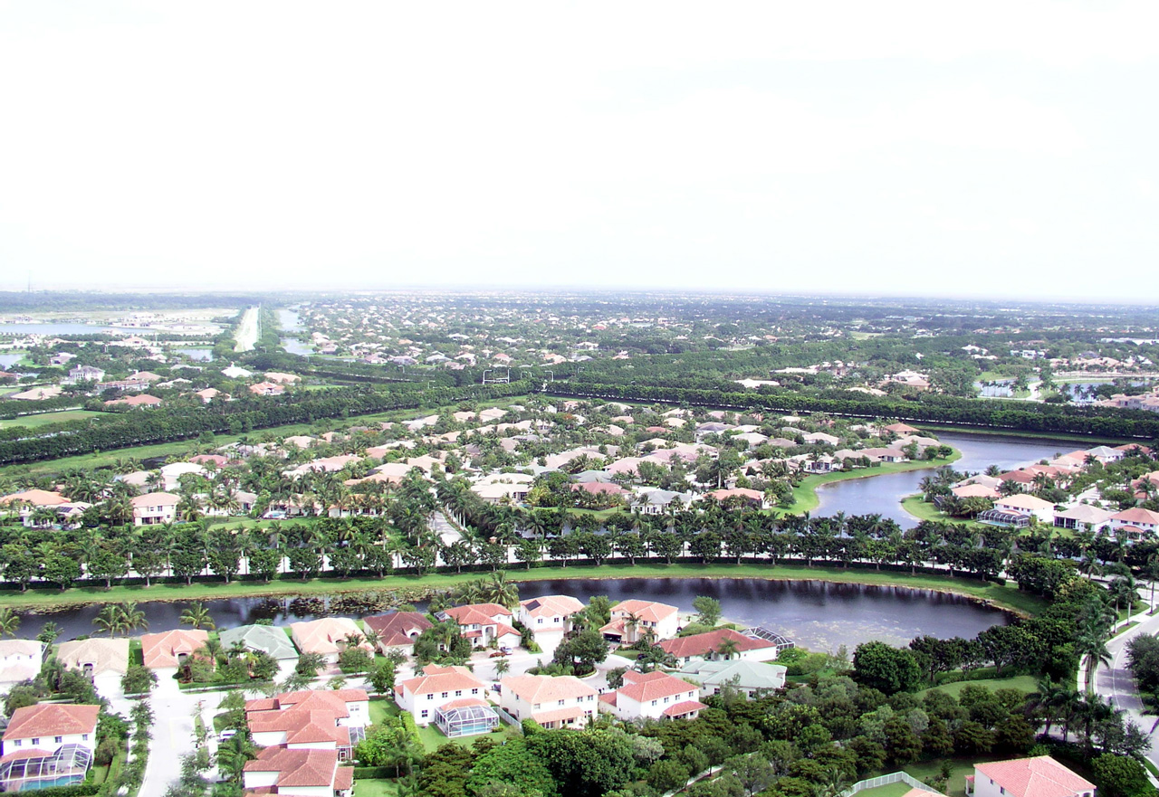 2005 Aerial - Neighborhood (3)